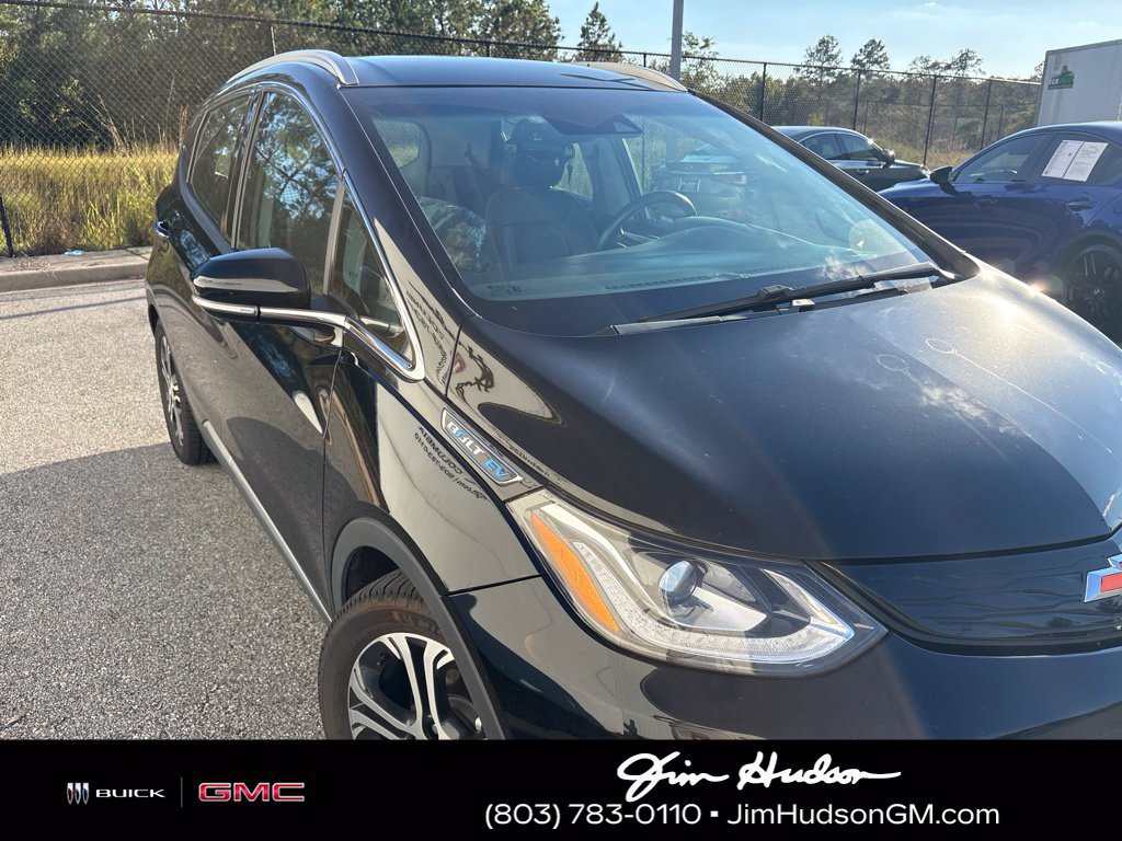 Used 2020 Chevrolet Bolt Premier w/ Infotainment Package FWD image 4