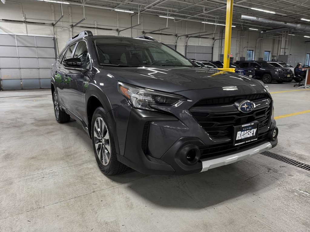 Certified 2024 Subaru Outback Limited AWD/4WD image 2