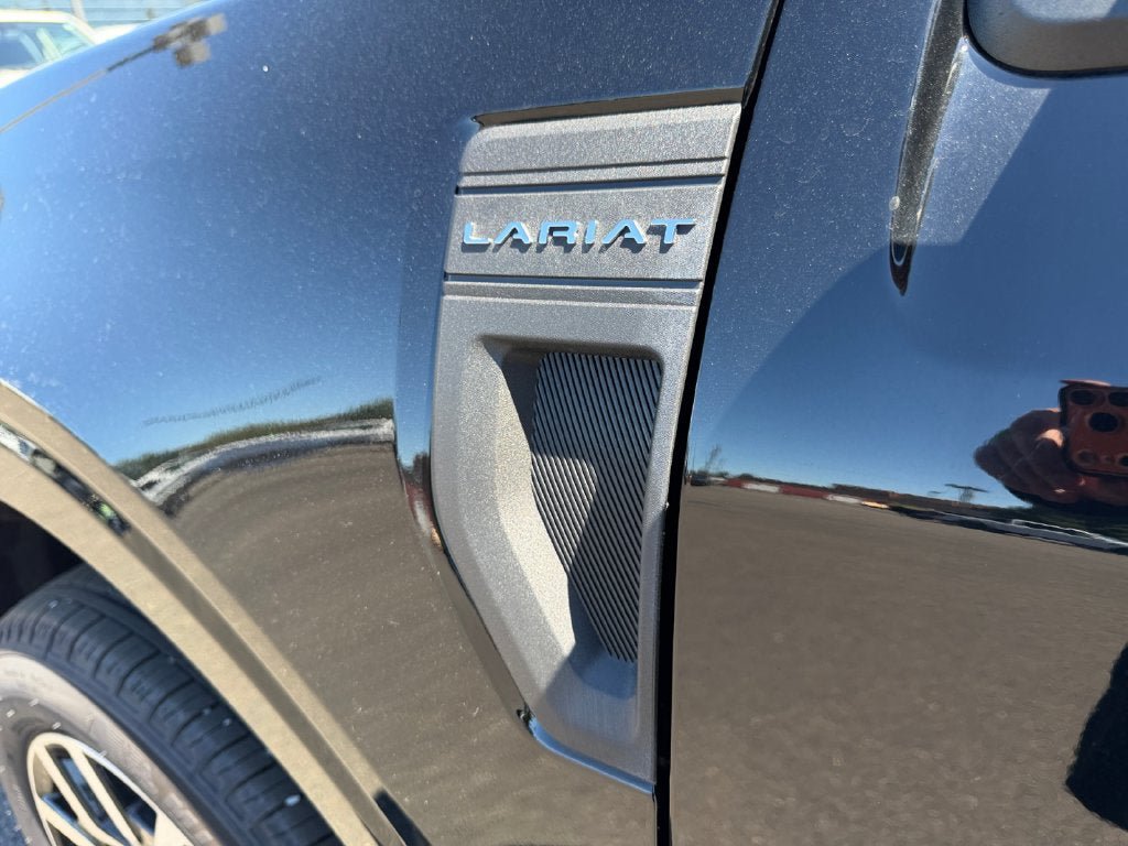 Used 2024 Ford Maverick Lariat AWD/4WD image 35