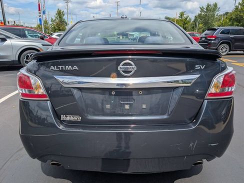 Used 2015 Nissan Altima 2.5 SV FWD image 4