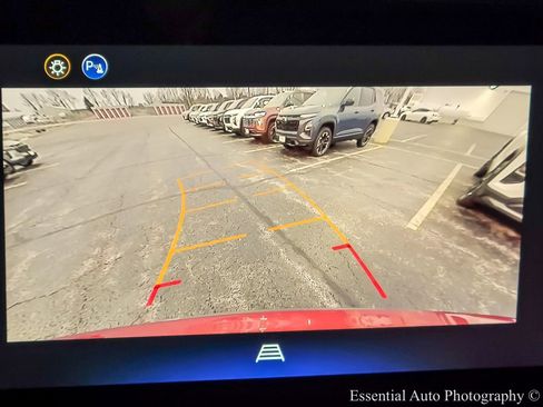 New 2026 Chevrolet Equinox LT w/ Convenience Package II image 13