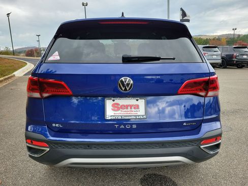Used 2024 Volkswagen Taos SEL image 28