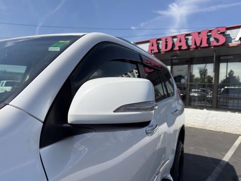 Used 2010 Lexus GX 460 Premium AWD/4WD image 30