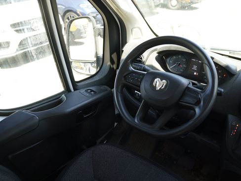 Used 2023 RAM ProMaster 2500 FWD image 21