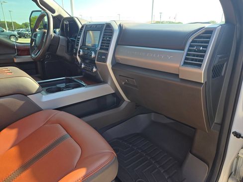 Used 2020 Ford F250 King Ranch w/ King Ranch Ultimate Package AWD/4WD image 29