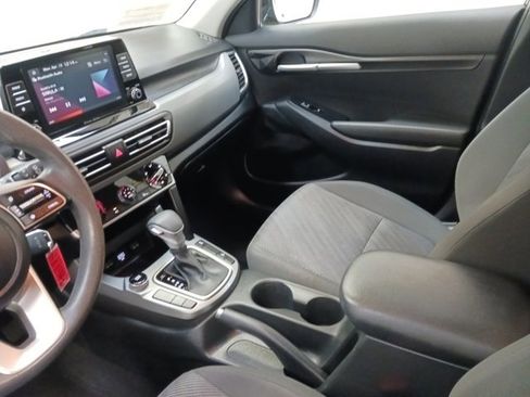 Certified 2023 Kia Seltos LX AWD/4WD image 23