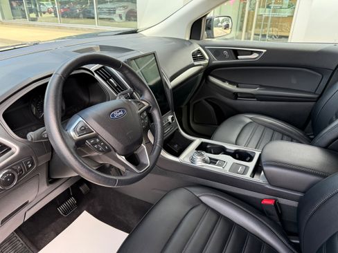 Certified 2024 Ford Edge SEL w/ Convenience Package AWD/4WD image 12