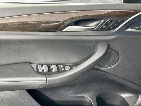 Used 2024 BMW X3 xDrive30i w/ Premium Essential Package image 25