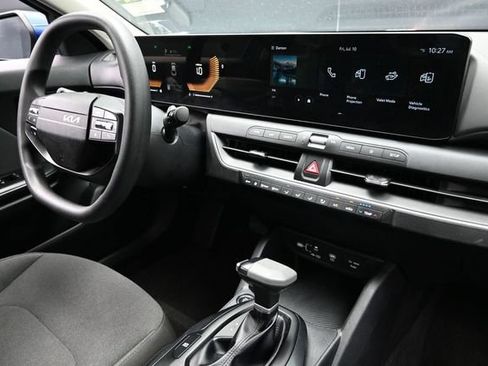 Used 2025 Kia K4 FWD image 15