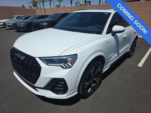 Used 2023 Audi Q3 2.0T Premium Plus w/ Premium Plus Package AWD/4WD image 6