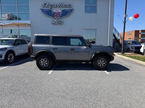 Certified 2023 Ford Bronco Badlands image 2