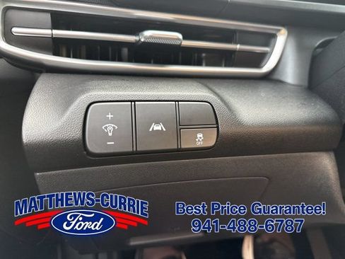Used 2023 Hyundai Elantra SEL FWD image 22