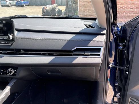 Used 2024 Mitsubishi Outlander SE AWD/4WD image 15
