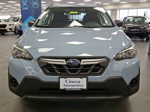 Certified 2023 Subaru Crosstrek 2.0i image 5
