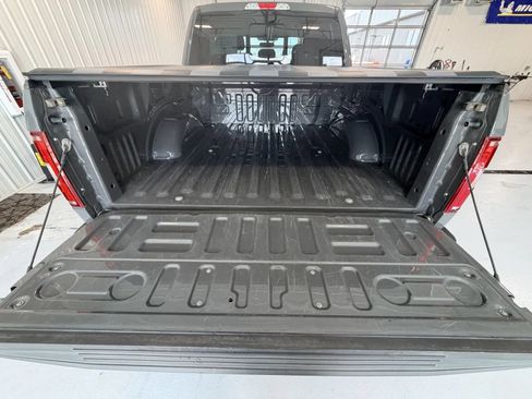 Used 2020 Ford F150 XLT w/ Equipment Group 302A Luxury AWD/4WD image 5