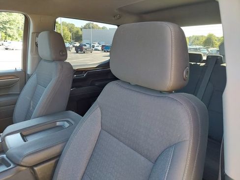 Used 2023 Chevrolet Silverado 1500 RST AWD/4WD image 31