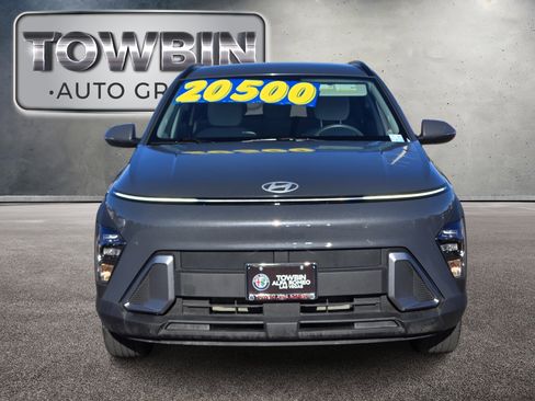 Used 2024 Hyundai Kona SEL image 8