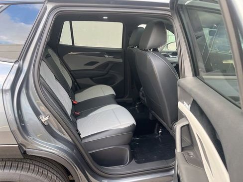 New 2026 Volkswagen Tiguan SE R-Line image 26