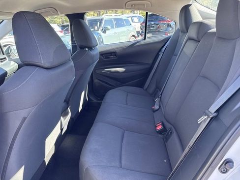 Used 2022 Toyota Corolla LE image 14