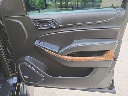 Used 2018 Chevrolet Tahoe Premier image 39