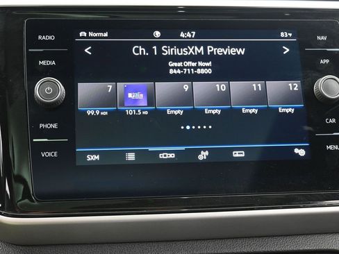 Used 2022 Volkswagen Atlas Cross Sport SEL R-Line image 23