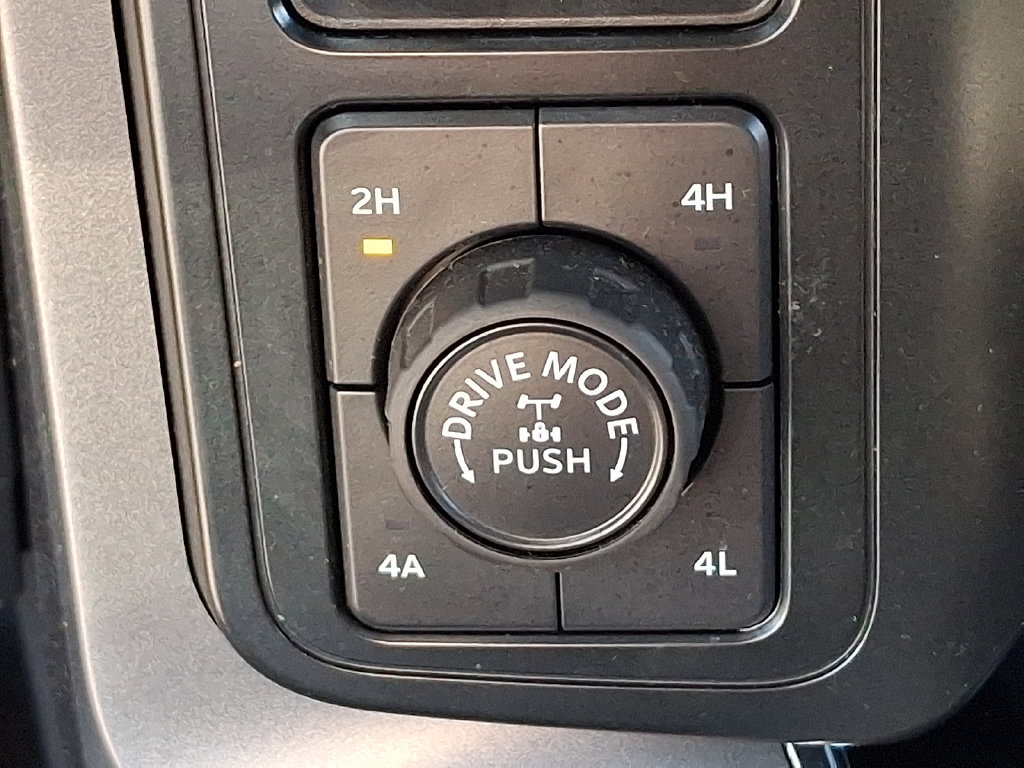 Used 2025 Ford F150 Lariat w/ Equipment Group 502A High AWD/4WD image 25