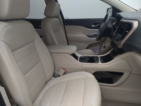 Used 2021 GMC Acadia Denali w/ Denali Technology Package FWD image 21
