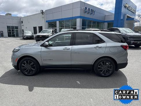 Certified 2023 Chevrolet Equinox RS AWD/4WD image 2