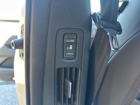 Certified 2021 Honda Odyssey Touring image 52