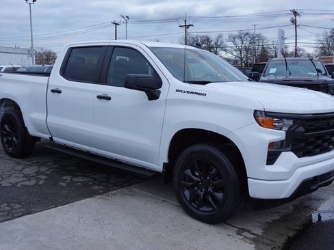 Used 2023 Chevrolet Silverado 1500 Custom w/ LPO, Dark Essentials Package image 4