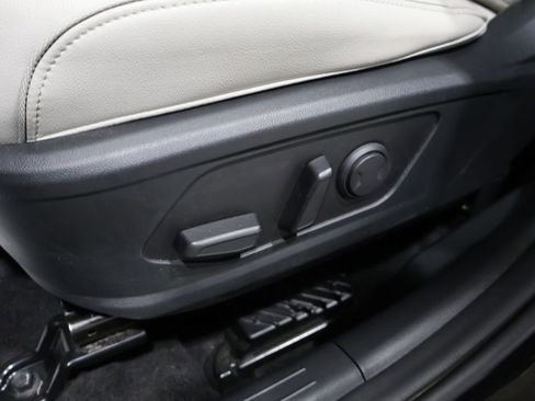 Used 2022 Hyundai Tucson SEL w/ Convenience + Premium Package image 10