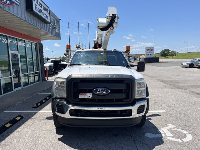 Used 2015 Ford F550 4x4 Regular Cab Super Duty image 10