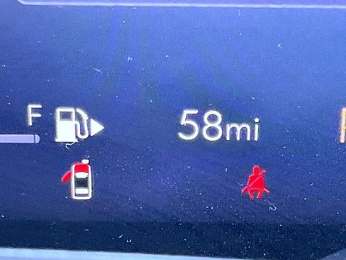 Certified 2024 Buick Envision Sport Touring image 14