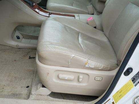 Used 2007 Toyota Highlander Limited w/ Extra Vale Pkg #3 AWD/4WD image 13