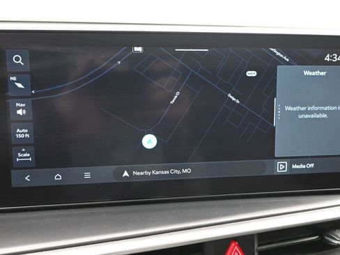 Used 2024 Kia Sorento S w/ Panoramic Sunroof Package image 17