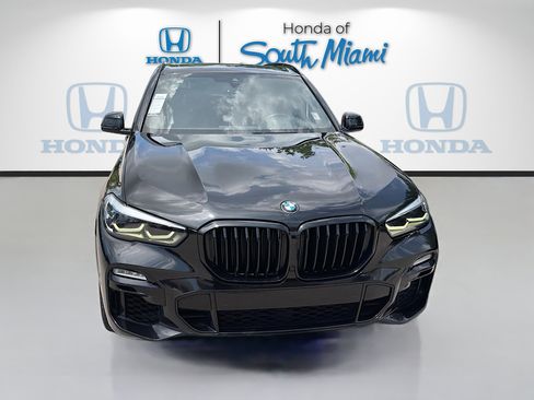 Used 2021 BMW X5 sDrive40i w/ M Sport Package RWD image 2