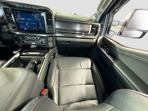 Used 2023 Ford F350 Lariat w/ Tow Technology Package image 16