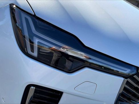 New 2026 Volvo XC90 T8 Plus w/ Protection Package Premier image 33