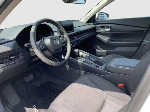 Certified 2024 Honda Accord EX image 28