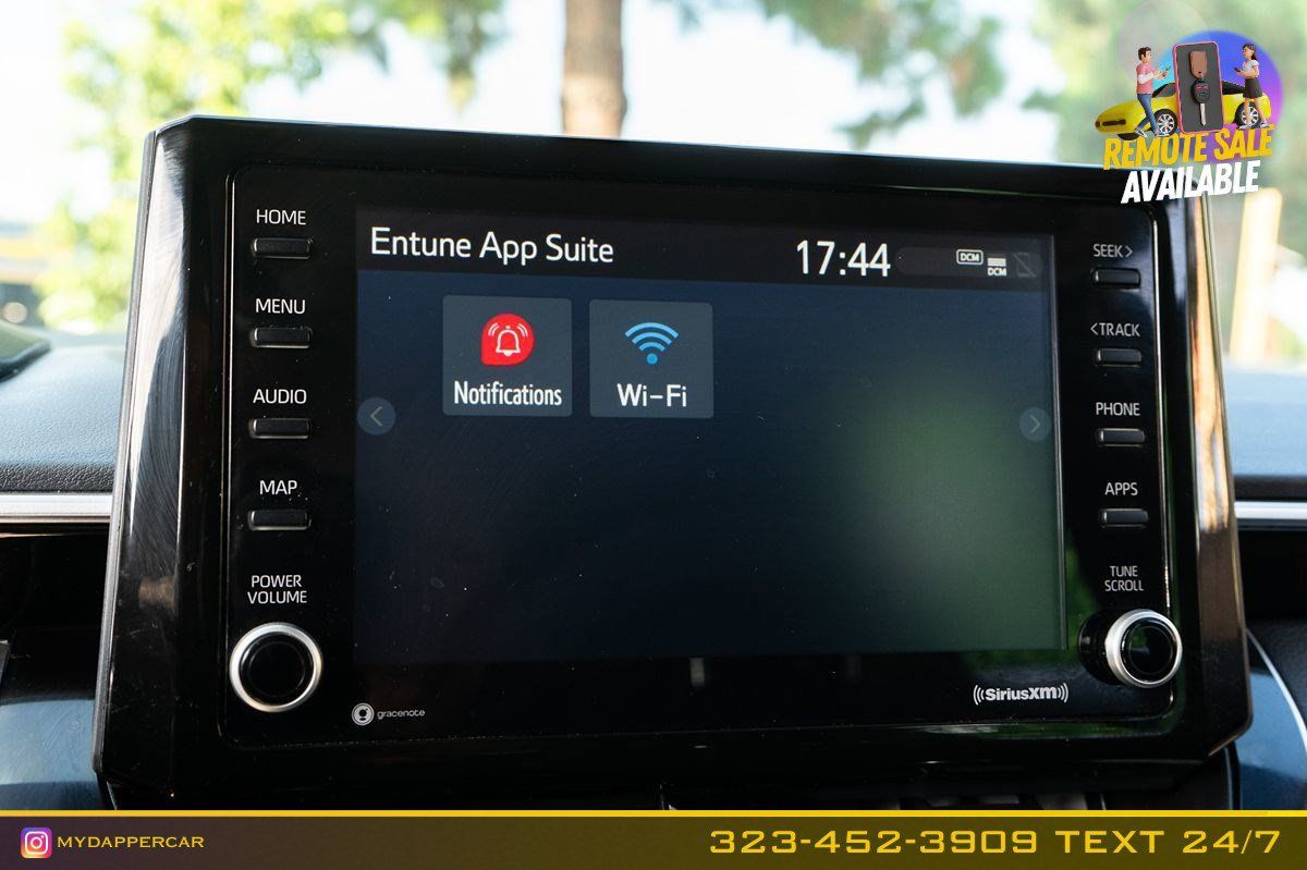 Used 2022 Toyota Corolla LE FWD image 29