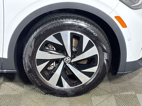 Certified 2024 Volkswagen ID.4 2WD image 24
