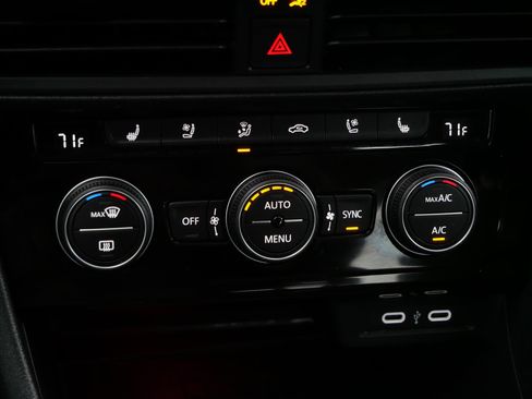 Used 2023 Volkswagen Jetta SEL image 23