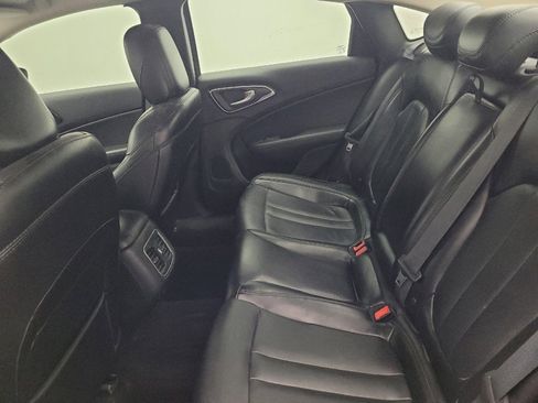 Used 2016 Chrysler 200 C w/ Navigation & Sound Group I image 18