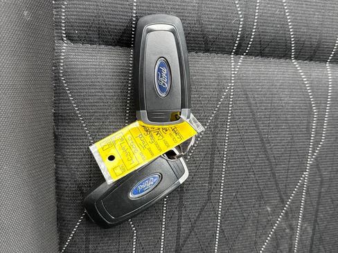 Used 2020 Ford EcoSport SE w/ SE Convenience Package FWD image 19