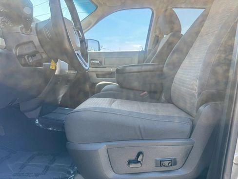 Used 2011 RAM 1500 Classic SLT w/ Protection Group AWD/4WD image 19