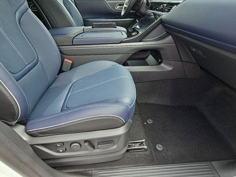 New 2026 INFINITI QX80 4WD image 51