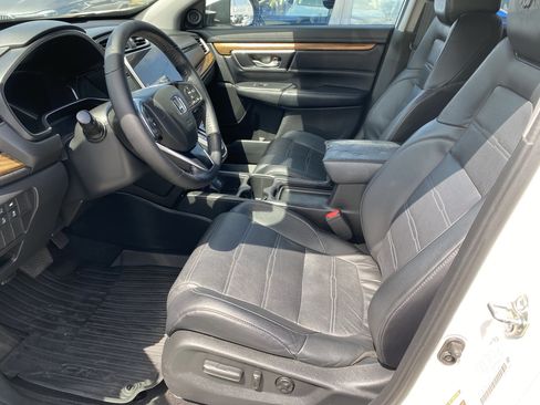 Used 2018 Honda CR-V Touring image 10
