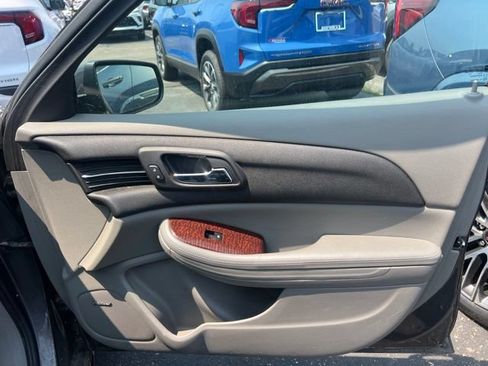 Used 2013 Chevrolet Malibu Eco w/ Navigation Package FWD image 6