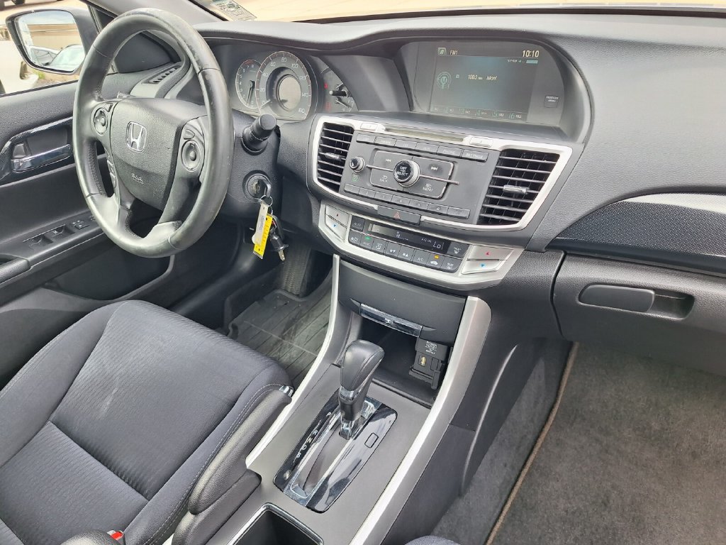 Used 2015 Honda Accord Sport image 24