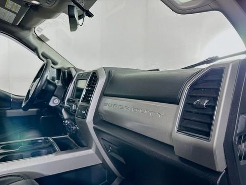 Certified 2019 Ford F350 Lariat w/ Chrome Package AWD/4WD image 35